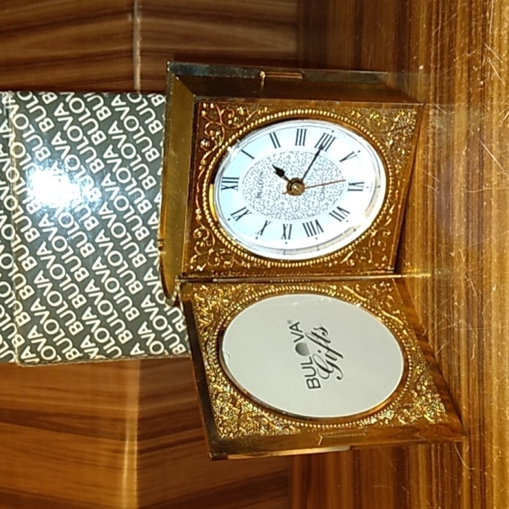 Vintage estate Bulova watch clock gold in original box
